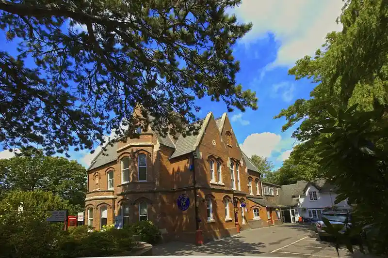 Kings Education - Bournemouth 1