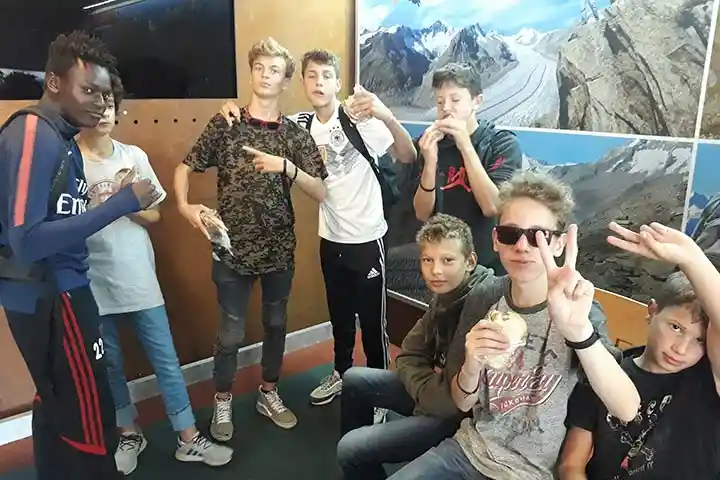 fRilingue Liddes deutsch 1