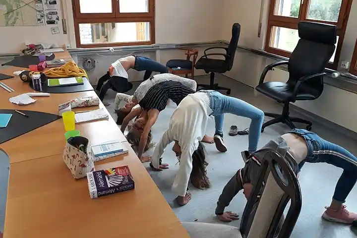 fRilingue Liddes deutsch 6